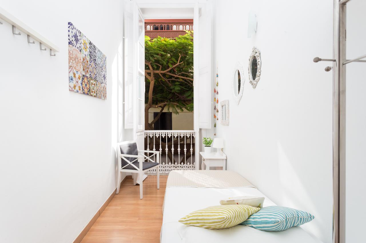 Pension Casablanca B&B Tenerife Santa Cruz de Tenerife Exterior photo